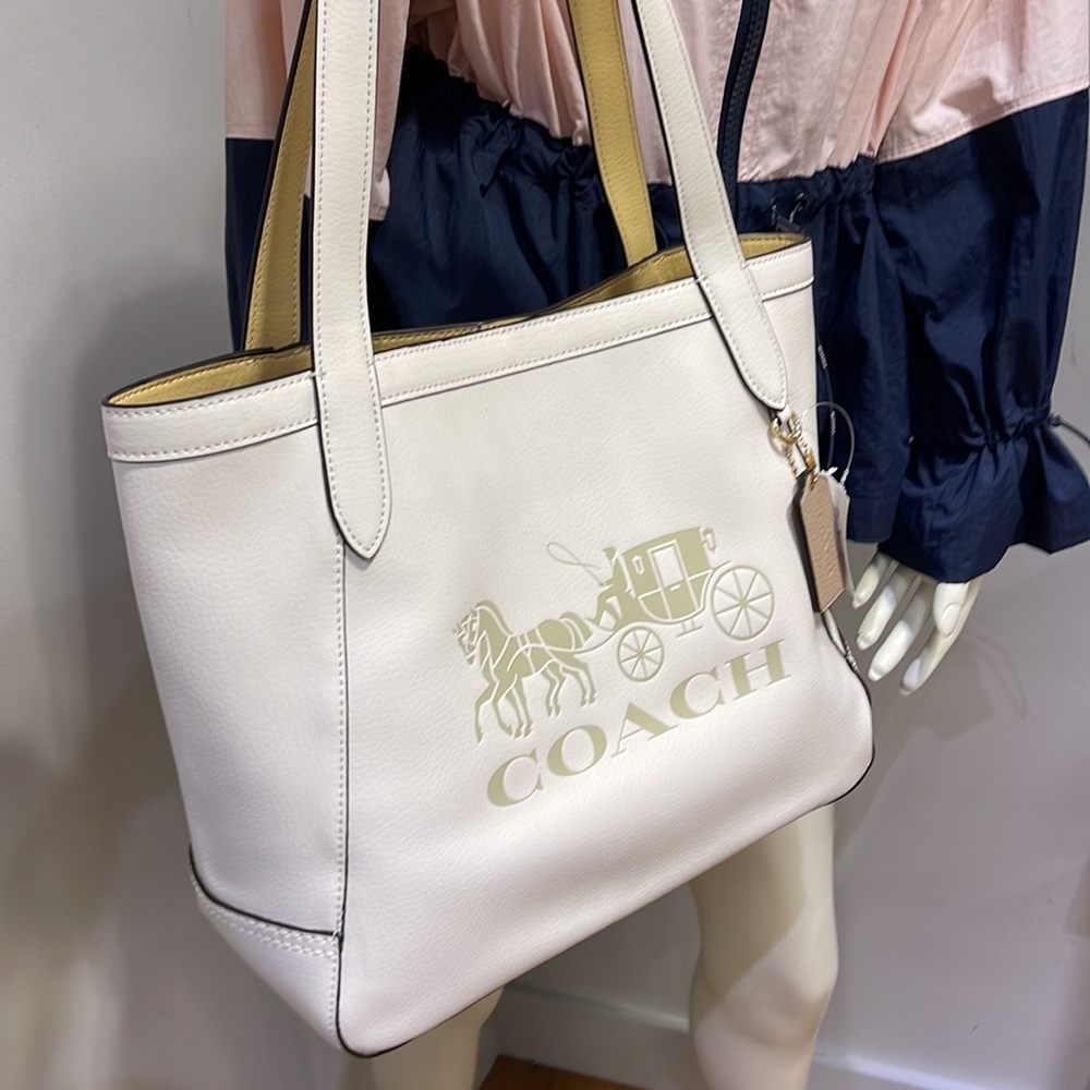 Coach HORSE AND CARRIAGE TOTE WITH HORSE AND CARRIAGE - Picture 12 of 16